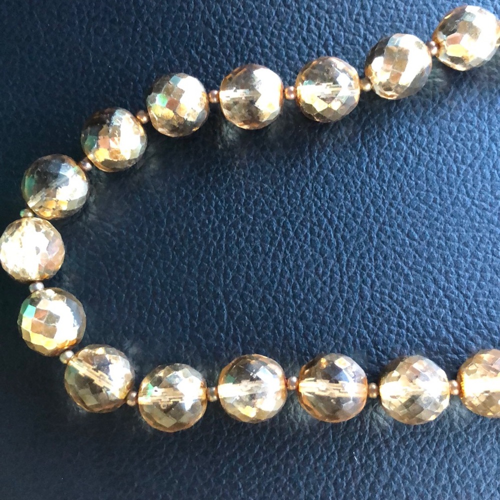 Gold statement necklace - Picture 2 of 2